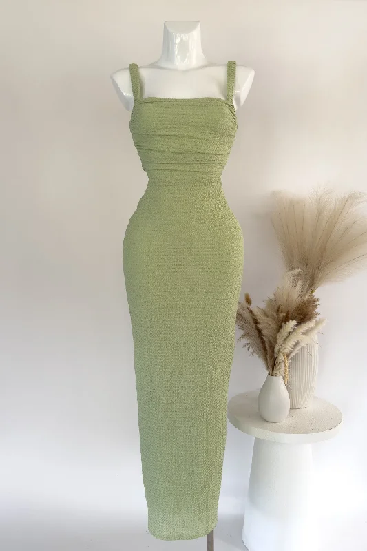 Midi dresses with empire waists for a flattering maternity option Fay Midi Dress - Green Midi dresses with empire waists for a flattering maternity option Fay Midi Dress - Green
