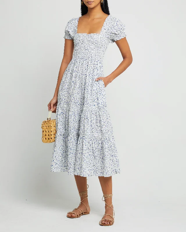 Midi dresses with animal prints for a bold and confident appearance Square Neck Smocked Maxi Dress Midi dresses with animal prints for a bold and confident appearance Square Neck Smocked Maxi Dress