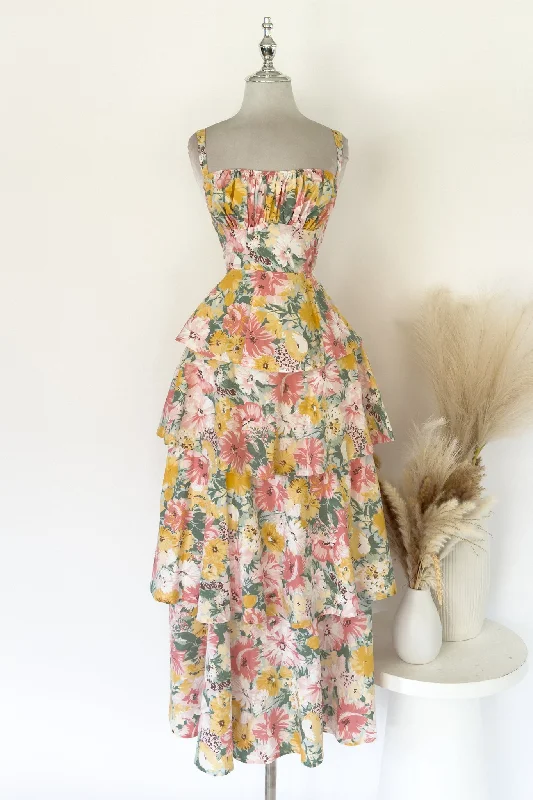 Midi dresses with tassel accents for a bohemian and free - spirited style Greta Floral Maxi Dress Midi dresses with tassel accents for a bohemian and free - spirited style Greta Floral Maxi Dress