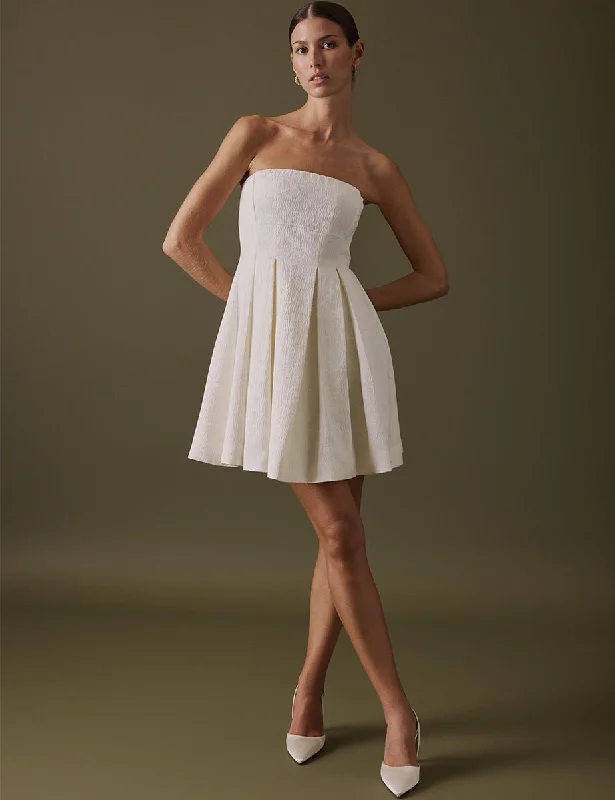 Mini dresses with cut - out details for a trendy look Ivory Strapless Mini Hervey Bridal Dress Mini dresses with cut - out details for a trendy look Ivory Strapless Mini Hervey Bridal Dress