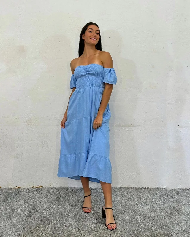 Midi dresses with cotton - blend materials for everyday comfort KOKI MIDI DRESS -BLUE Midi dresses with cotton - blend materials for everyday comfort KOKI MIDI DRESS -BLUE