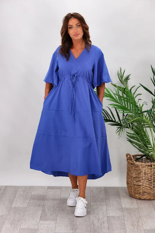 Printed Abstract Women Dress for a Modern and Artistic AppealBetty Basics Cora Dress Iris Blue Printed Abstract Women Dress for a Modern and Artistic AppealBetty Basics Cora Dress Iris Blue