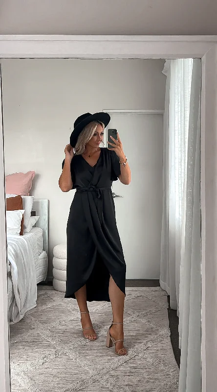 Empire Waist Women Dress to Accentuate the Bust and Conceal the WaistCelebration by Shine On Shona Midi Dress Black Empire Waist Women Dress to Accentuate the Bust and Conceal the WaistCelebration by Shine On Shona Midi Dress Black