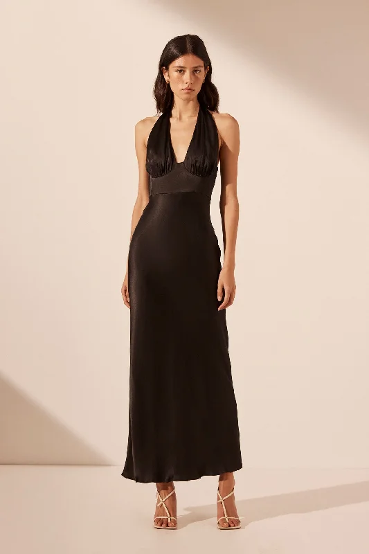 Mini Women Dress with a Short Hem for a Young and Trendy StyleLA LUNE PLUNGED HALTER MIDI DRESS - BLACK Mini Women Dress with a Short Hem for a Young and Trendy StyleLA LUNE PLUNGED HALTER MIDI DRESS - BLACK
