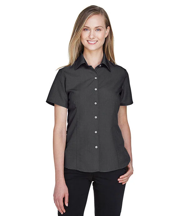 Women's zip - front sweatshirt with contrast stitching for a sporty aestheticM560W - Harriton Ladies Barbados Textured Camp Shirt Women's zip - front sweatshirt with contrast stitching for a sporty aestheticM560W - Harriton Ladies Barbados Textured Camp Shirt