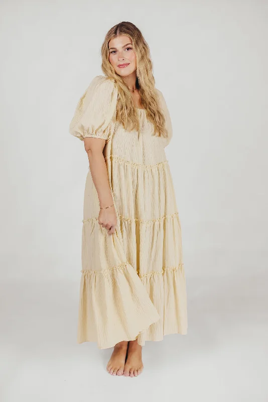Strapless Women Dress with a Built - in Bra for Comfort and SupportEva Puffed Sleeve Maxi Dress in Cream - Bump Friendly & Inclusive Sizing (S-3XL) Strapless Women Dress with a Built - in Bra for Comfort and SupportEva Puffed Sleeve Maxi Dress in Cream - Bump Friendly & Inclusive Sizing (S-3XL)