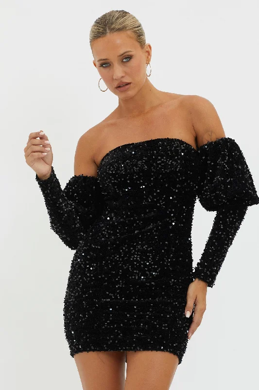 Shift Women Dress with a Simple and Classic Design for Everyday WearMerry & Bright Sequin Mini Dress Black Shift Women Dress with a Simple and Classic Design for Everyday WearMerry & Bright Sequin Mini Dress Black