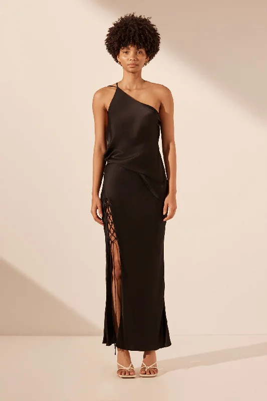 Halter Neck Women Dress to Show Off the Shoulders and NecklineMIA LACE UP MAXI SKIRT - BLACK Halter Neck Women Dress to Show Off the Shoulders and NecklineMIA LACE UP MAXI SKIRT - BLACK