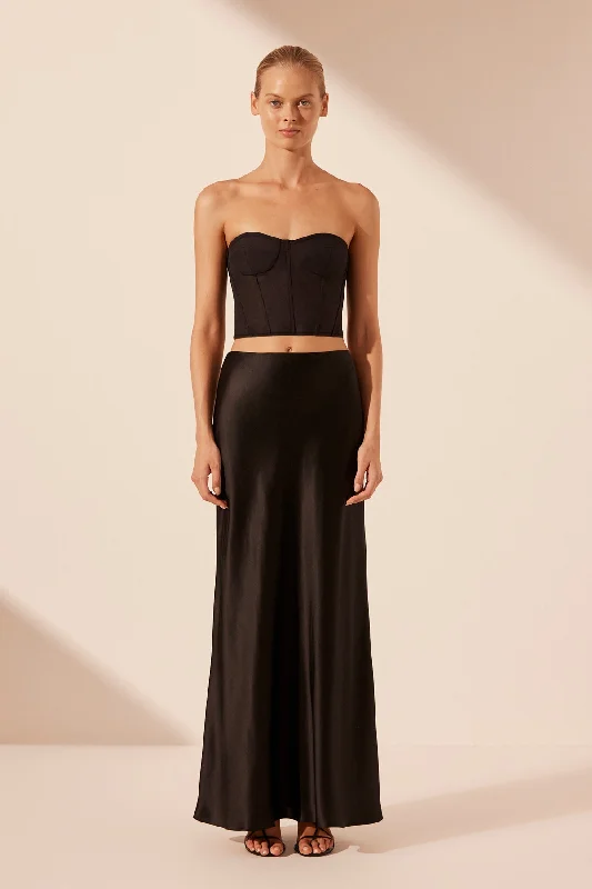 Ball Gown Women Dress with a Full Skirt for a Princess - like LookSAVANNA MAXI SKIRT - BLACK Ball Gown Women Dress with a Full Skirt for a Princess - like LookSAVANNA MAXI SKIRT - BLACK