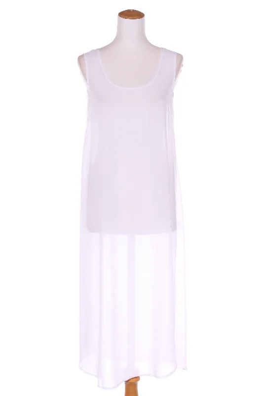 Mini Women Dress with a Short Hem for a Young and Trendy Style Mini Women Dress with a Short Hem for a Young and Trendy Style C.REED - White chiffon layering dress! 10 Mini Women Dress with a Short Hem for a Young and Trendy Style Mini Women Dress with a Short Hem for a Young and Trendy Style C.REED - White chiffon layering dress! 10