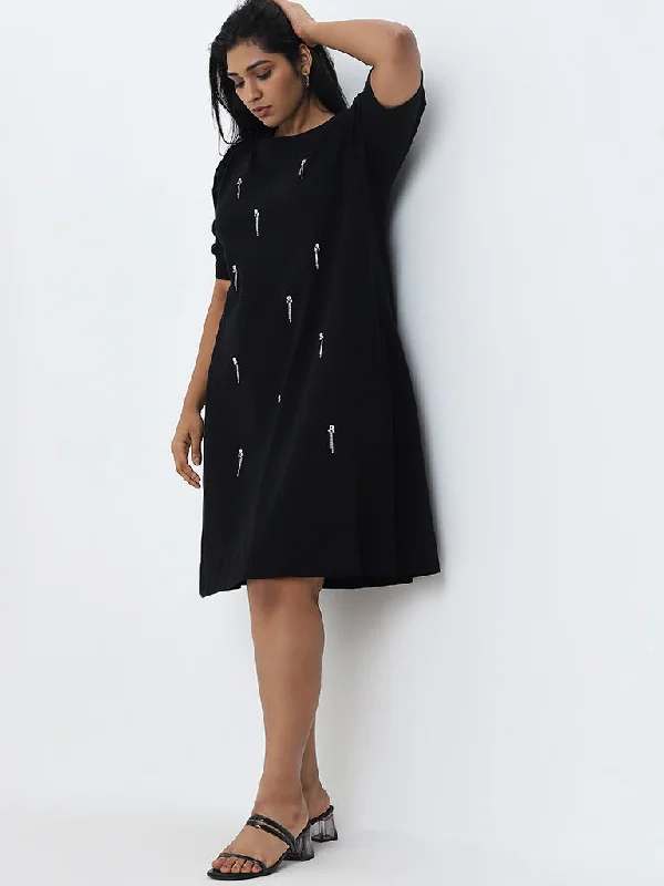 Lace - Embellished Women Dress for an Elegant and Sophisticated Appearance Lace - Embellished Women Dress for an Elegant and Sophisticated Appearance Gia Black Embellished A-Line Dress Lace - Embellished Women Dress for an Elegant and Sophisticated Appearance Lace - Embellished Women Dress for an Elegant and Sophisticated Appearance Gia Black Embellished A-Line Dress