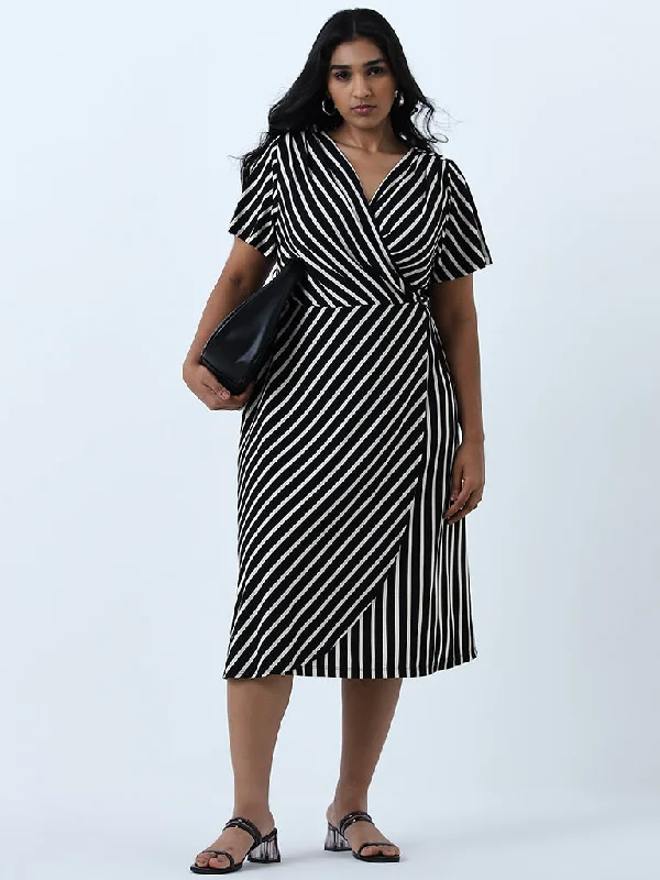 Wrap - Style Women Dress with Adjustable Fit for All Body Types Wrap - Style Women Dress with Adjustable Fit for All Body Types Gia Black Striped A-Line Dress Wrap - Style Women Dress with Adjustable Fit for All Body Types Wrap - Style Women Dress with Adjustable Fit for All Body Types Gia Black Striped A-Line Dress