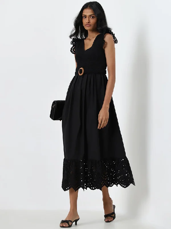 Wrap - Style Women Dress with Adjustable Fit for All Body Types Wrap - Style Women Dress with Adjustable Fit for All Body Types LOV Black Schiffli Design A-Line Cotton Dress with Belt Wrap - Style Women Dress with Adjustable Fit for All Body Types Wrap - Style Women Dress with Adjustable Fit for All Body Types LOV Black Schiffli Design A-Line Cotton Dress with Belt