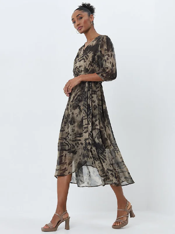 Ruffled Women Dress with Multiple Layers for a Playful and Girly Style Ruffled Women Dress with Multiple Layers for a Playful and Girly Style Wardrobe Olive Abstract Design Wrap Dress with Belt Ruffled Women Dress with Multiple Layers for a Playful and Girly Style Ruffled Women Dress with Multiple Layers for a Playful and Girly Style Wardrobe Olive Abstract Design Wrap Dress with Belt