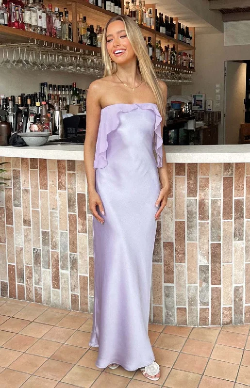 Maxi dresses with bow accents at the waist for a sweet appearanceFaylinn Purple Strapless Maxi Dress Maxi dresses with bow accents at the waist for a sweet appearanceFaylinn Purple Strapless Maxi Dress