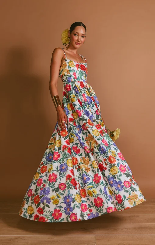 Maxi dresses with geometric prints for a contemporary aestheticJuliet Maxi Dress ~ Charm Peony White Taffeta Maxi dresses with geometric prints for a contemporary aestheticJuliet Maxi Dress ~ Charm Peony White Taffeta
