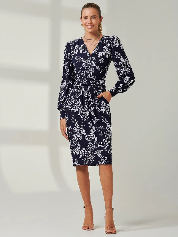 Maxi dresses with a V - neckline for a flattering and elongating shapeLong Sleeve Jersey Pegged Dress, Navy Floral Maxi dresses with a V - neckline for a flattering and elongating shapeLong Sleeve Jersey Pegged Dress, Navy Floral
