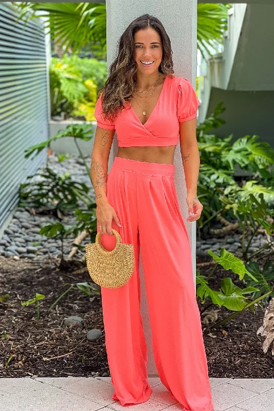 Maxi dresses with cut - out details on the sides for a modern edgeNeon Coral Pants And Crop Top Set Maxi dresses with cut - out details on the sides for a modern edgeNeon Coral Pants And Crop Top Set