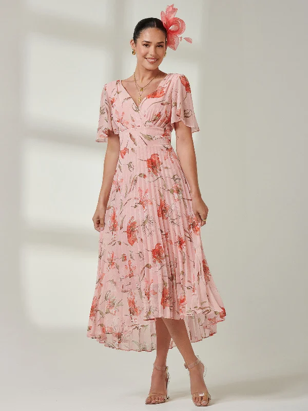 Maxi dresses with a ruched bodice for a more form - fitting and feminine shapePleated Dip Hem Chiffon Maxi Dress, Coral Pink Maxi dresses with a ruched bodice for a more form - fitting and feminine shapePleated Dip Hem Chiffon Maxi Dress, Coral Pink