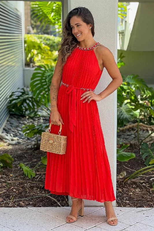 Maxi dresses with an empire waist for a flattering fit on all body typesRed Pleated Dress With Chain Belt Maxi dresses with an empire waist for a flattering fit on all body typesRed Pleated Dress With Chain Belt
