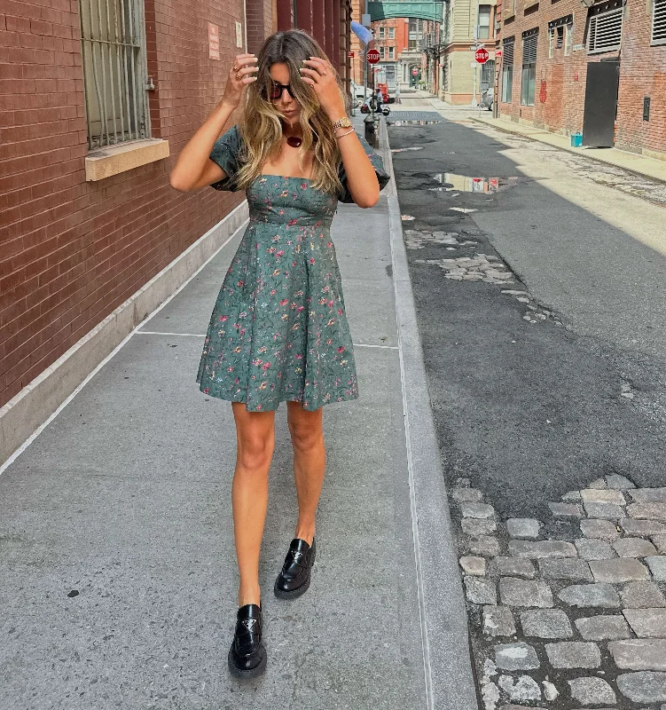 Maxi dresses with mesh panels for a sexy and trendy appearanceThe Matilda Mini Dress - Bottle Green Fleur Chintz Maxi dresses with mesh panels for a sexy and trendy appearanceThe Matilda Mini Dress - Bottle Green Fleur Chintz