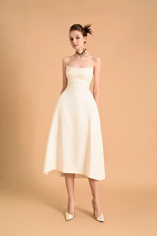 Midi dresses with metallic threads for a glamorous evening eventBroadbent Strapless Straight Across Neck Polyester Spandex Midi Dress Midi dresses with metallic threads for a glamorous evening eventBroadbent Strapless Straight Across Neck Polyester Spandex Midi Dress
