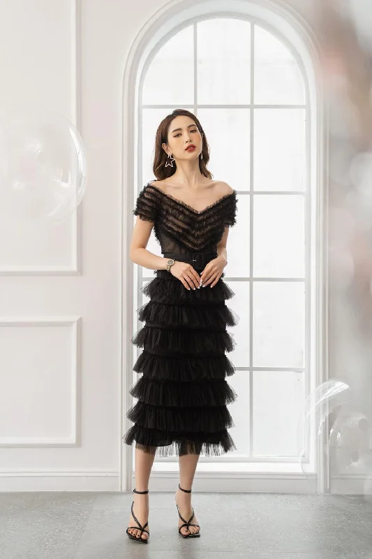 Midi dresses with halter necks for a stylish and comfortable optionGelsemium Layered Ruffled Mesh Midi Dress Midi dresses with halter necks for a stylish and comfortable optionGelsemium Layered Ruffled Mesh Midi Dress