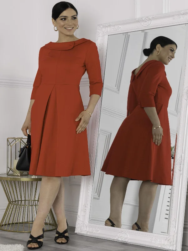 Midi dresses with sheer panels for a touch of allureKyndall 3/4 Sleeve Midi Dress, Red Midi dresses with sheer panels for a touch of allureKyndall 3/4 Sleeve Midi Dress, Red
