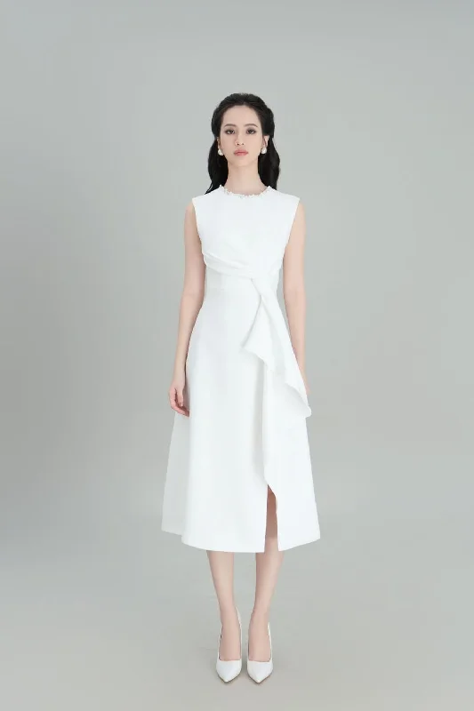 Midi dresses with puff sleeves for a vintage - inspired lookYami A-line Sleeveless Velvet Midi Dress Midi dresses with puff sleeves for a vintage - inspired lookYami A-line Sleeveless Velvet Midi Dress