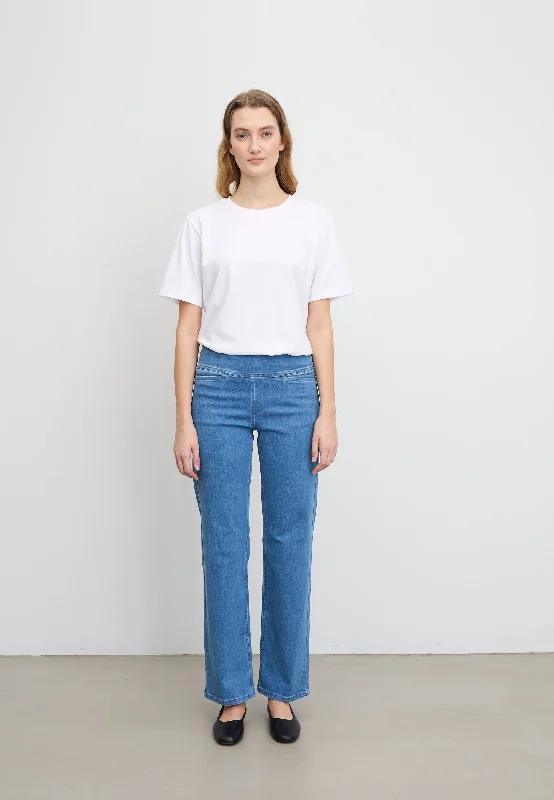 Men's Low - Rise Jeans in a Light Wash for a Casual and Youthful LookThea Straight - Medium Length - Light Blue Denim Men's Low - Rise Jeans in a Light Wash for a Casual and Youthful LookThea Straight - Medium Length - Light Blue Denim