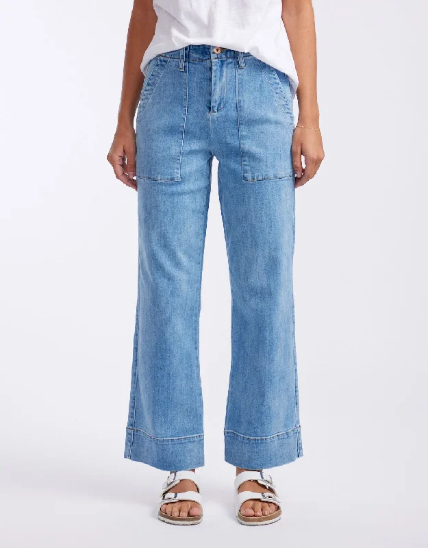 Men's Slim Fit Stretch Jeans in Dark Wash for a Modern and Comfortable LookCeleste Wide Leg Jeans - 70's Blue Men's Slim Fit Stretch Jeans in Dark Wash for a Modern and Comfortable LookCeleste Wide Leg Jeans - 70's Blue