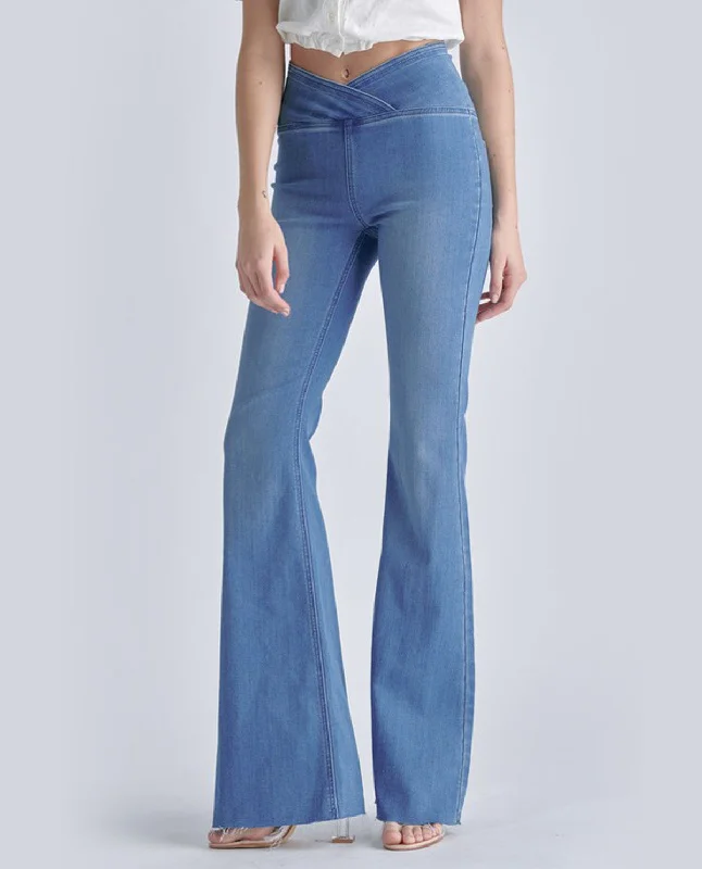 Women's matching top and pants set Mom jeans for a nostalgic and casual look Cello High Rise Flare Jean with Criss Cross Wide Waistband Detail Women's matching top and pants set Mom jeans for a nostalgic and casual look Cello High Rise Flare Jean with Criss Cross Wide Waistband Detail