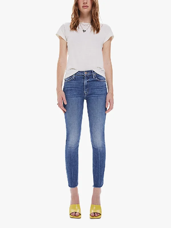 Women's pants with moisture - wicking technology High - rise flare women jeans for a 70s - inspired look The Mid Rise Dazzler Ankle Fray Women's pants with moisture - wicking technology High - rise flare women jeans for a 70s - inspired look The Mid Rise Dazzler Ankle Fray