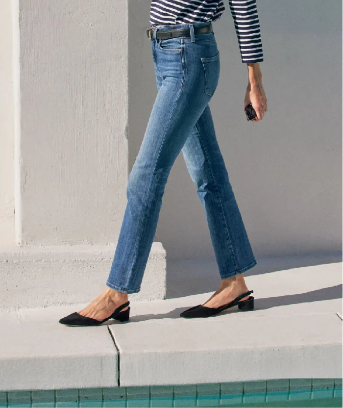 Women's pants with hidden pockets Embellished women jeans with studs or rhinestones for a glamorous touch The Pop (Final Sale) Women's pants with hidden pockets Embellished women jeans with studs or rhinestones for a glamorous touch The Pop (Final Sale)