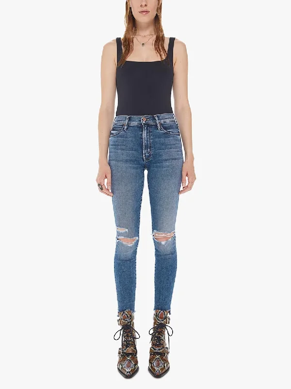 Women's pants for beach parties Straight - leg women jeans with a classic and timeless appeal The Stunner Zip Ankle Fray Women's pants for beach parties Straight - leg women jeans with a classic and timeless appeal The Stunner Zip Ankle Fray