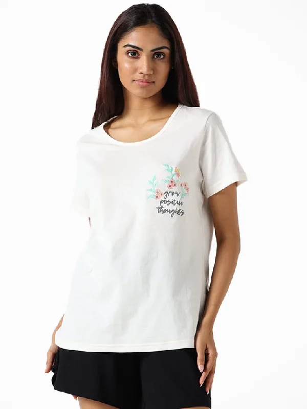 Women's long - length casual pants Straight - leg women jeans with a classic and timeless appeal Wunderlove Off-White Printed Cotton T-Shirt Women's long - length casual pants Straight - leg women jeans with a classic and timeless appeal Wunderlove Off-White Printed Cotton T-Shirt