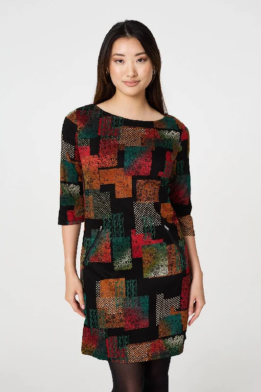 Mini dresses with polka dot patternsSquare Print Boat Neck Short Shift Dress