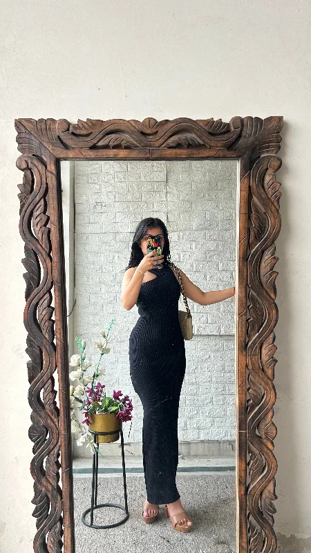 Bodycon dress made of stretchy spandex for comfort​Black beauty 32-34 bust/l:47