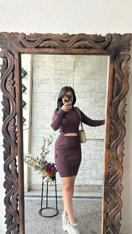 Bodycon dress with a peplum hem​Cute dress 30-32 bust/l:41