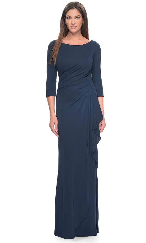 Velvet - trimmed wedding guest dresses in burgundy for a formal eventLa Femme 31705 - Bateau Sheath Formal Dress Velvet - trimmed wedding guest dresses in burgundy for a formal eventLa Femme 31705 - Bateau Sheath Formal Dress