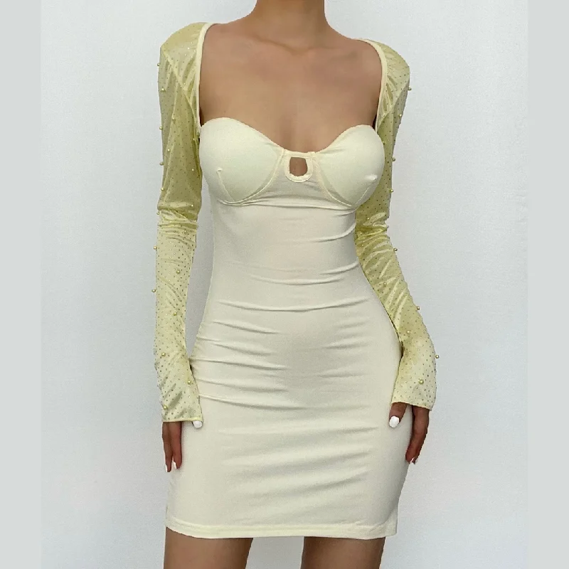 Strapless cocktail dresses with a sweetheart neckline and a full skirtBerryBetty - Long sleeve solid hollow out slit ruched beaded self tie backless mini dress Strapless cocktail dresses with a sweetheart neckline and a full skirtBerryBetty - Long sleeve solid hollow out slit ruched beaded self tie backless mini dress