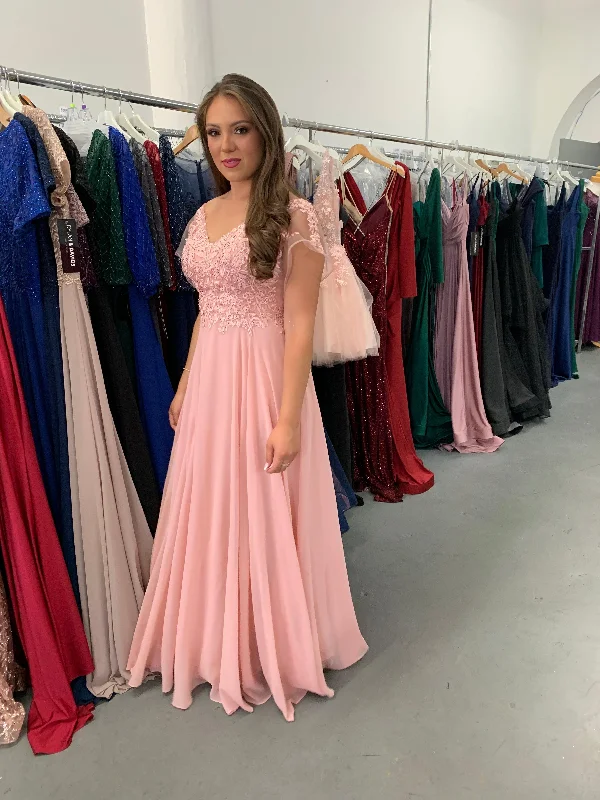 Satin wedding guest dresses with side slits for a sexy touchMother of the Bride Short Formal Dress Sale Satin wedding guest dresses with side slits for a sexy touchMother of the Bride Short Formal Dress Sale