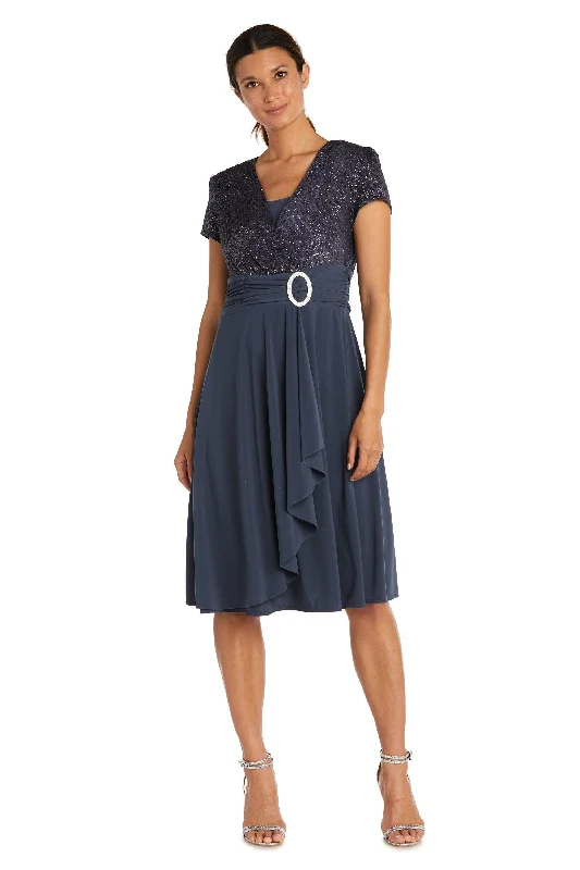 Cocktail dresses with a one - piece design and a statement bowR&M Richards 9109 Short Mother Of The Bride Dress Cocktail dresses with a one - piece design and a statement bowR&M Richards 9109 Short Mother Of The Bride Dress