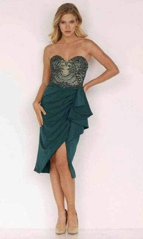 Metallic cocktail dresses with a halter neck for a glamorous occasionTerani Couture 2221C0353 - Sweetheart Side Peplum Cocktail Dress Metallic cocktail dresses with a halter neck for a glamorous occasionTerani Couture 2221C0353 - Sweetheart Side Peplum Cocktail Dress