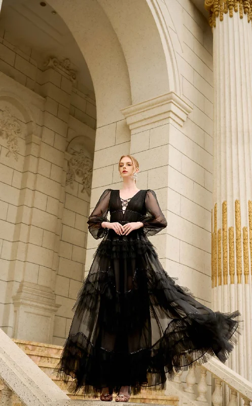 Formal dresses with tiered lace skirts and off - the - shoulder necklines for a feminine and elegant formal appearance21SIX 21SV00664 Dress Formal dresses with tiered lace skirts and off - the - shoulder necklines for a feminine and elegant formal appearance21SIX 21SV00664 Dress