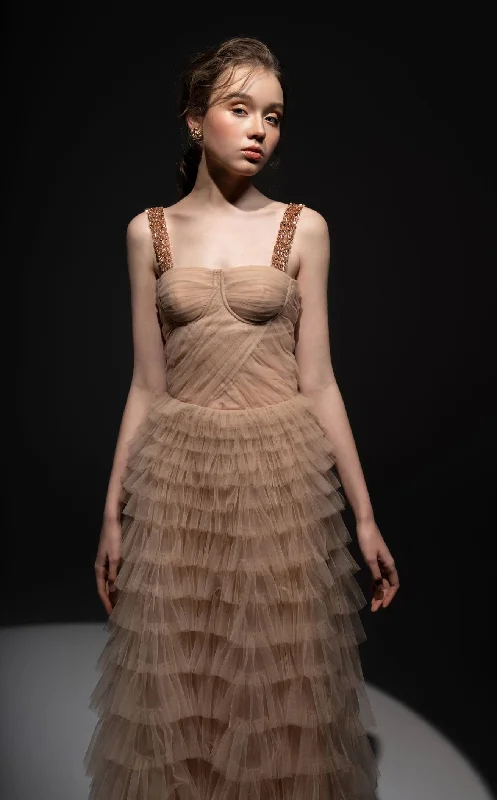 Formal dresses with asymmetric ruffled hems and high - low designs for a fashion - forward and dynamic appearance21SIX 21SV00687 Dress Formal dresses with asymmetric ruffled hems and high - low designs for a fashion - forward and dynamic appearance21SIX 21SV00687 Dress