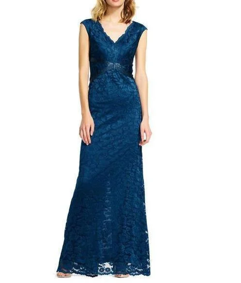 Bodycon dress with a button - down frontAdrianna Papell AP1E200833 Long Formal Dress Evening Gown Bodycon dress with a button - down frontAdrianna Papell AP1E200833 Long Formal Dress Evening Gown