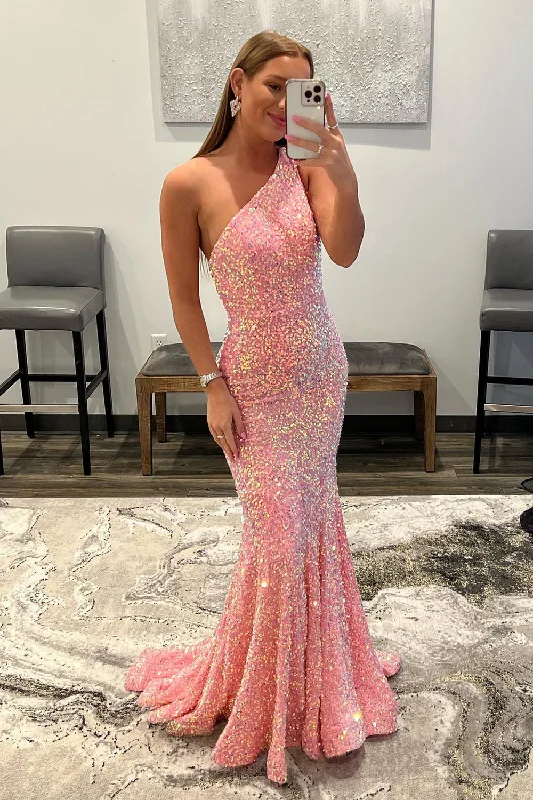 Halter - neck party dresses for a stylish and secure fitCoral Sequins Mermaid Long Prom Dress Halter - neck party dresses for a stylish and secure fitCoral Sequins Mermaid Long Prom Dress