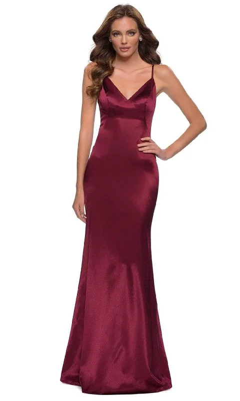 Prom dresses with lace - trimmed hems and off - the - shoulder necklines for a delicate lookLa Femme - 29960 Sleeveless V-Neck Fitted Satin Simple Prom Dress Prom dresses with lace - trimmed hems and off - the - shoulder necklines for a delicate lookLa Femme - 29960 Sleeveless V-Neck Fitted Satin Simple Prom Dress