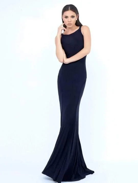 Bodycon dress with a bow accent​Mac Duggal 25220 Long Prom Dress